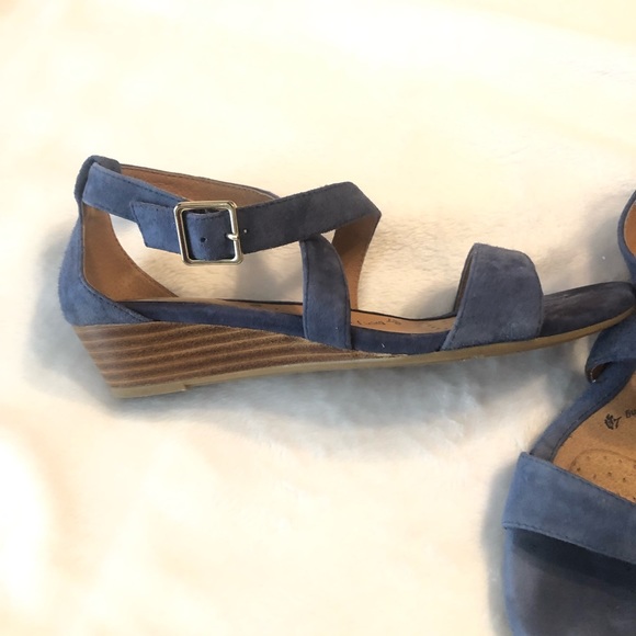 Sofft Brand wedges - Picture 2 of 3